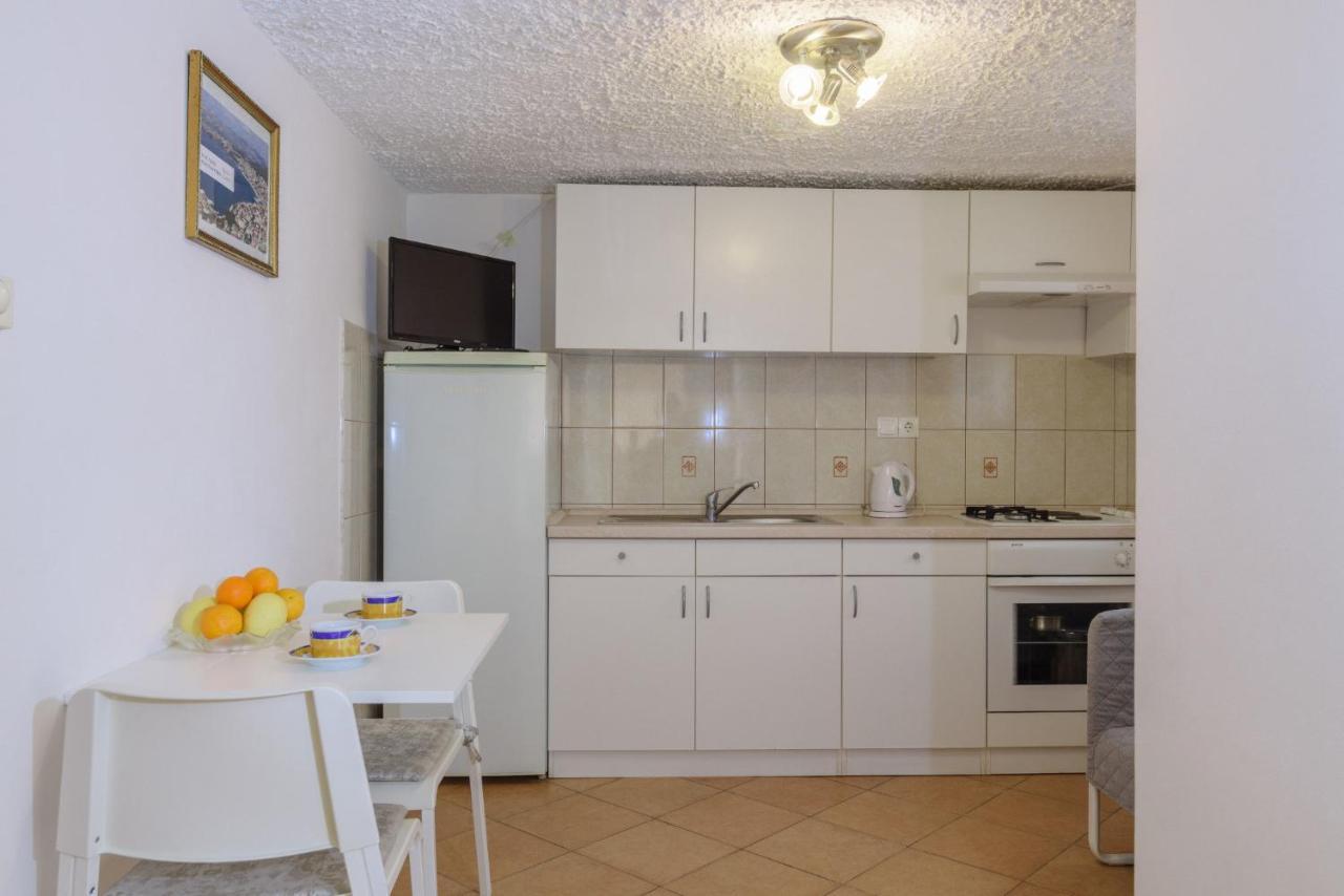 Apartments Meri Trogir Zewnętrze zdjęcie