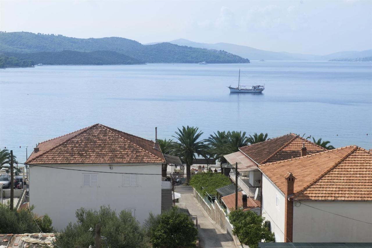 Apartments Meri Trogir Zewnętrze zdjęcie