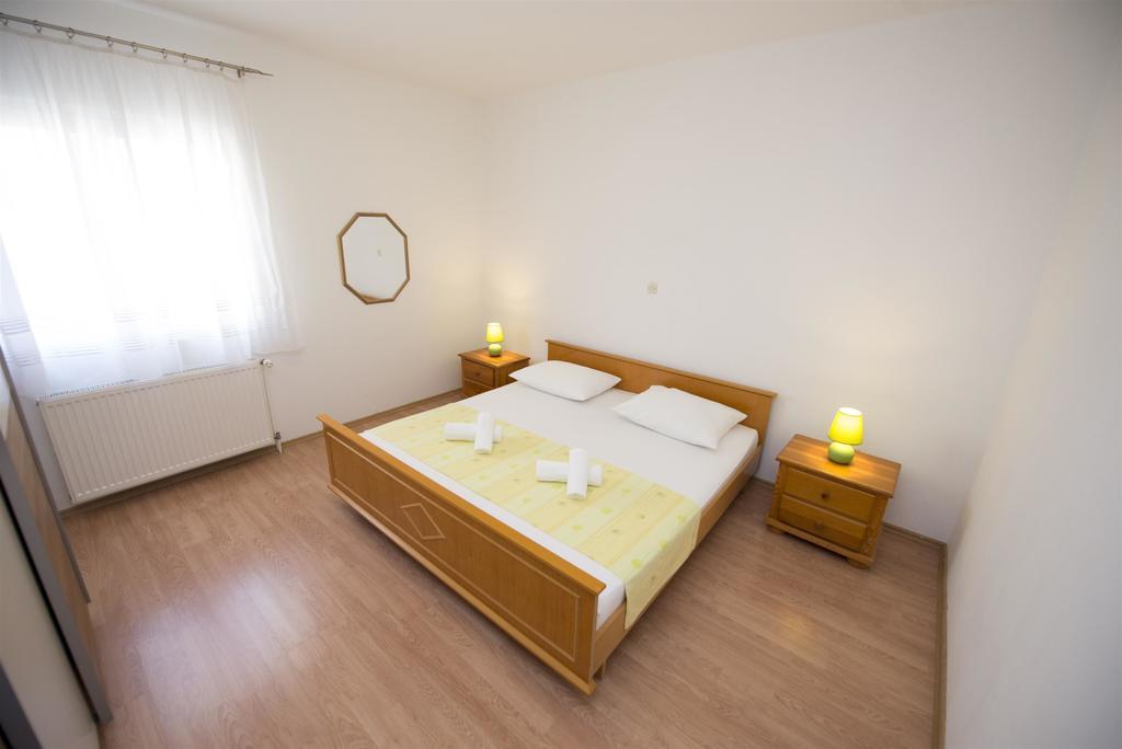 Apartments Meri Trogir Zewnętrze zdjęcie